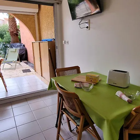 Banyuls-sur-mer: Vue Mer, Terrasse, Parking Prive, 4 Personnes - Fr-1-309-546 * Banyuls-sur-Mer