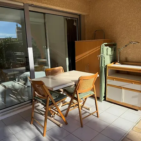 Banyuls-sur-mer: Vue Mer, Terrasse, Parking Prive, 4 Personnes - Fr-1-309-546