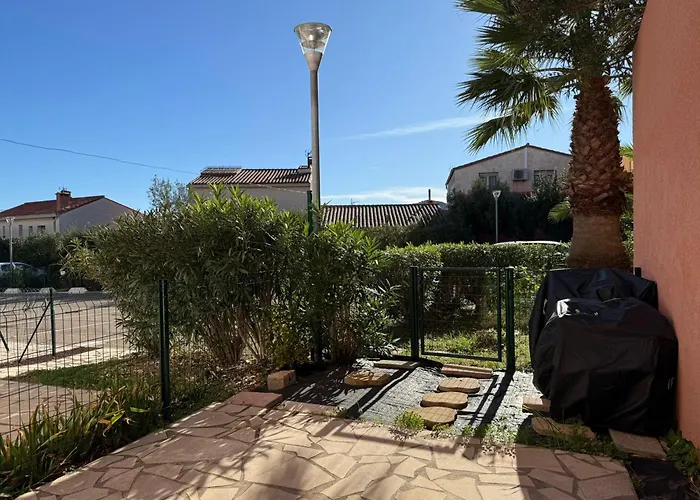 Banyuls-sur-mer: Vue Mer, Terrasse, Parking Prive, 4 Personnes - Fr-1-309-546 * Banyuls-sur-Mer
